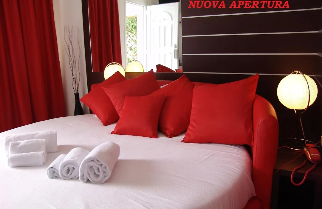 Hotel Paradise Airport-1